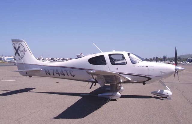 N744TC - Cirrus