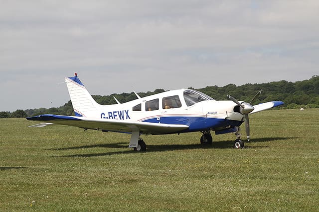 G-BEWX - Piper