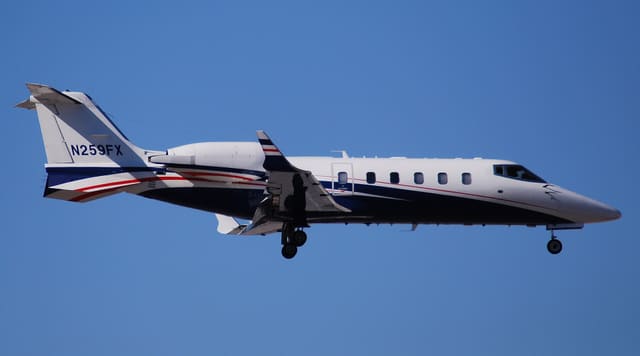 N259FX - Business jet