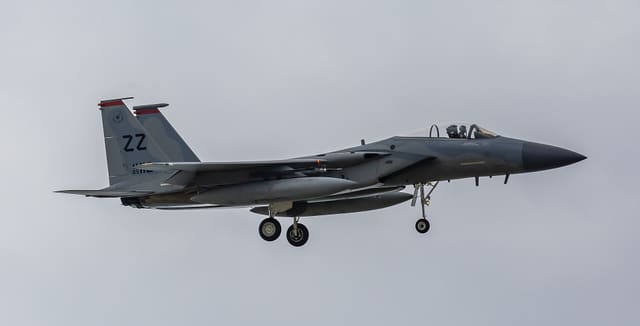  - Twin-engine aircraft