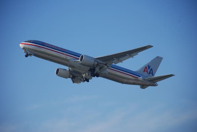 N362AA - Boeing