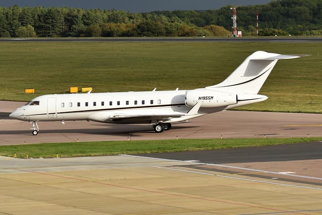 N1955M - Business jet