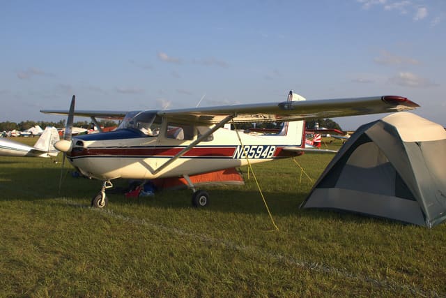 N8594B - Single-engine aircraft