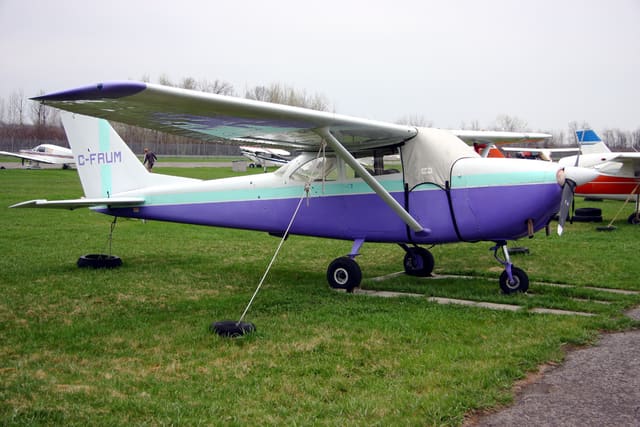 C-FRUM - Cessna