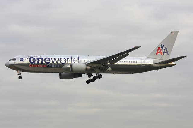 N395AN - Boeing