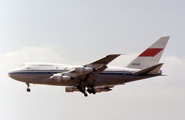N1304E - Boeing