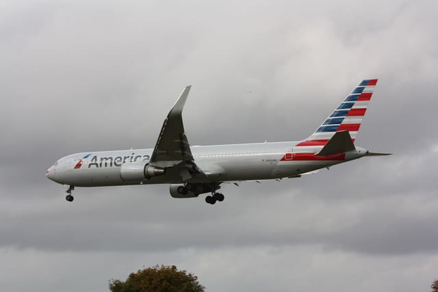 N395AN - Boeing