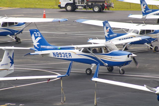 N833ER - Cessna