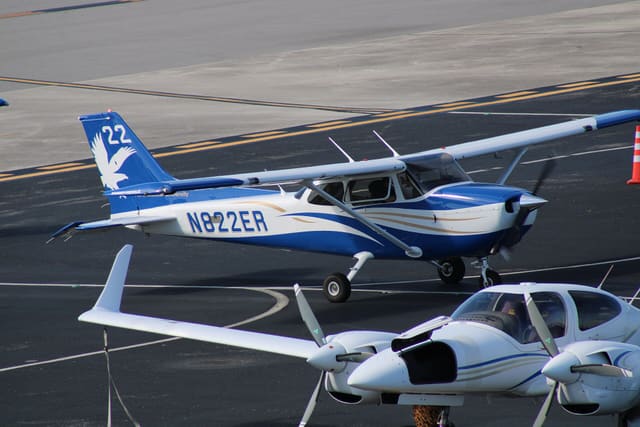 N822ER - Cessna