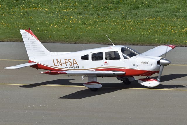 LN-FSA - Piper