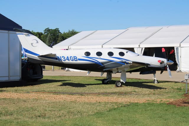 N34GB - Single-engine aircraft