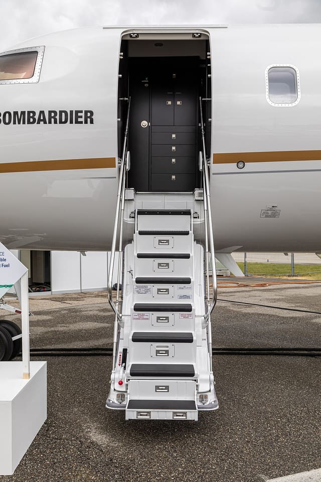 N835GL - Bombardier