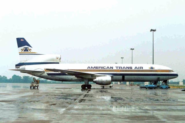 N185AT - Lockheed