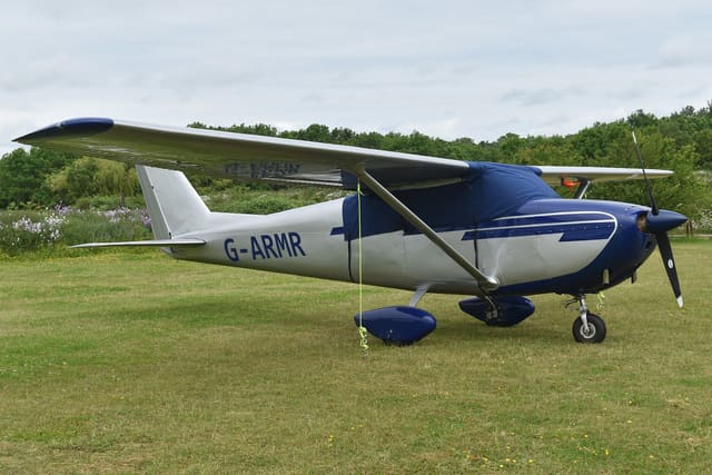 G-ARMR - Cessna