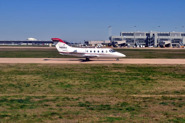 N855RA - Beech