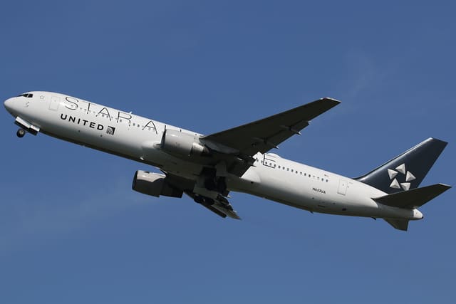 N653UA - Boeing