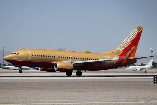 N714CB - Boeing