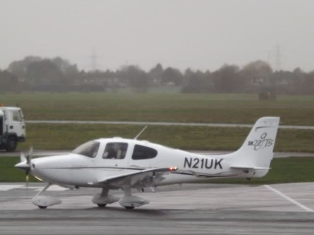 N21UK - Single-engine aircraft