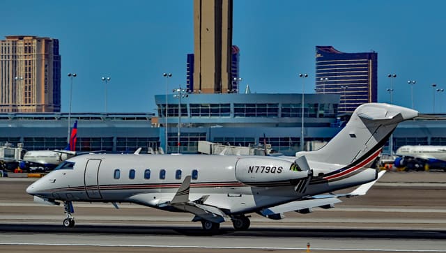 N779QS - Bombardier