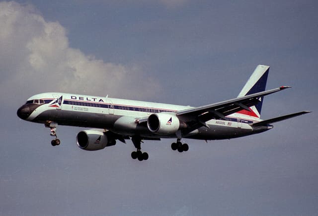 N652DL - Boeing