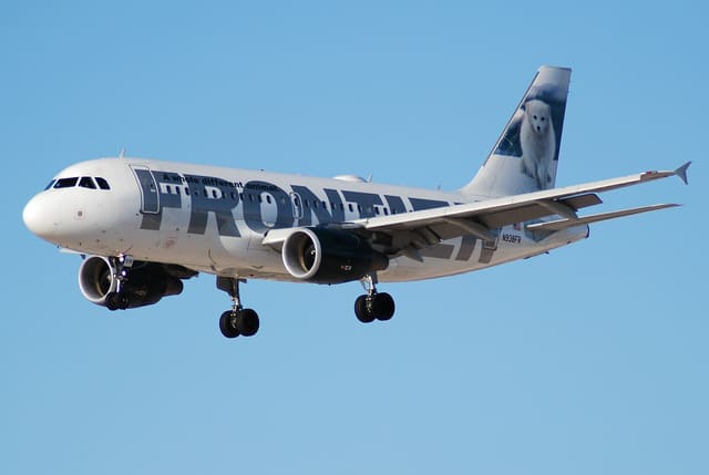 N938FR - Twin-engine aircraft