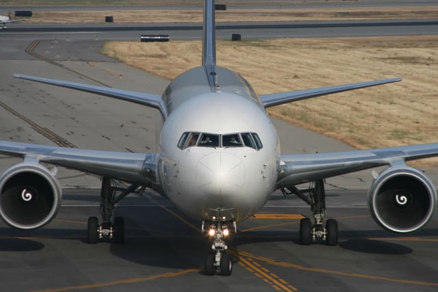 N303UP - Twin-engine aircraft