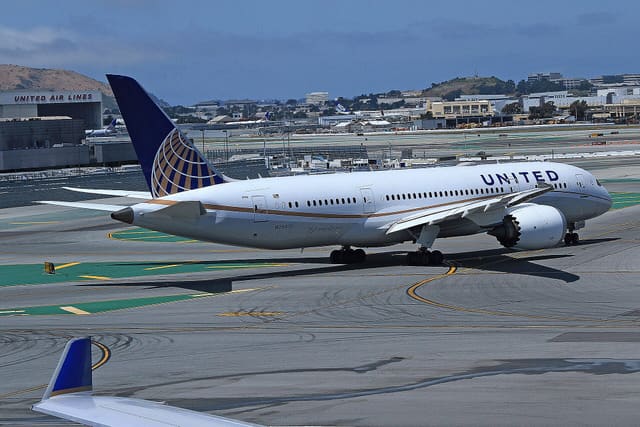 N26910 - Boeing