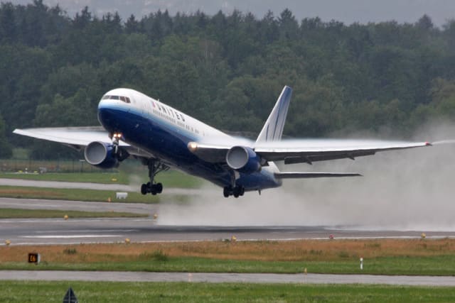 N654UA - Boeing