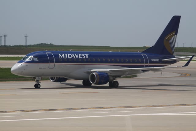 N824MD - Embraer