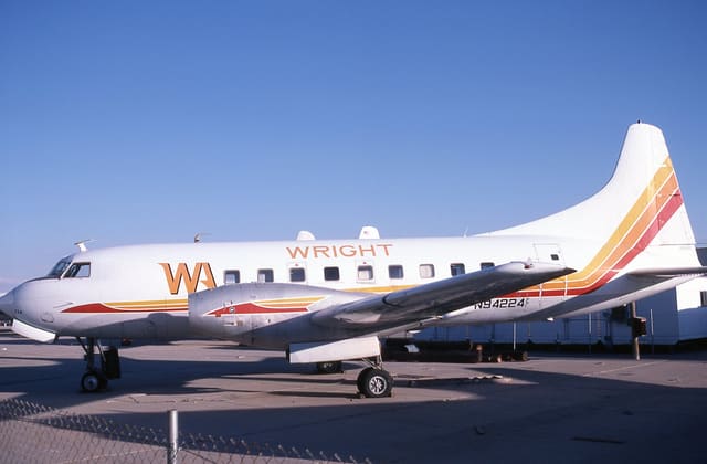 N94224 - Twin-engine aircraft