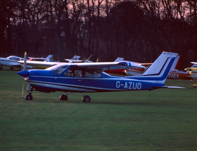 G-AZUO - Single-engine aircraft
