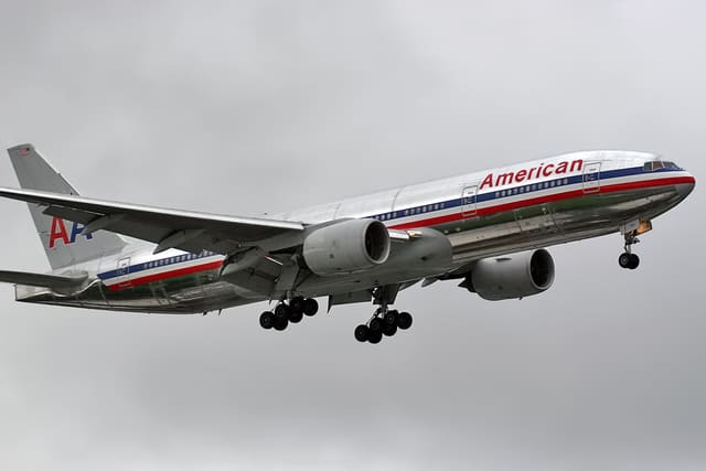 N768AA - Boeing