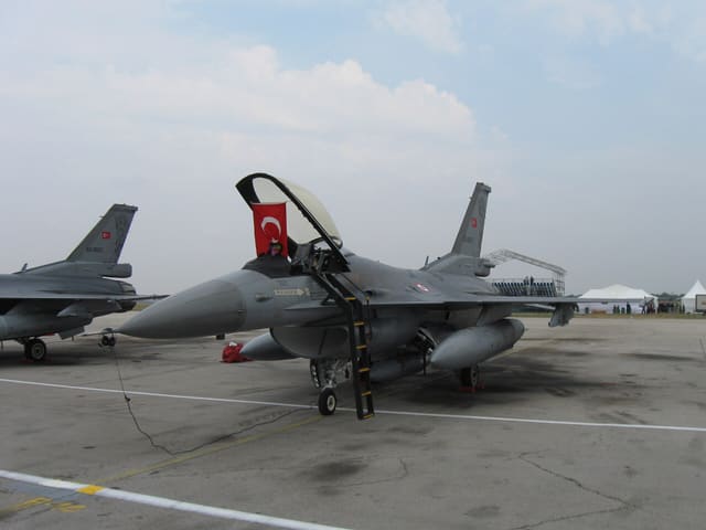  - Single-engine aircraft
