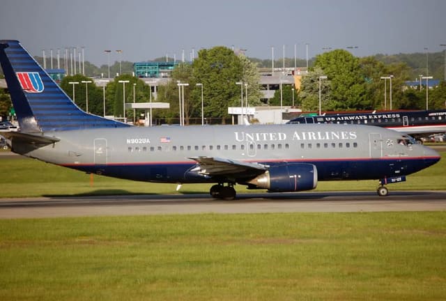 N902UA - Boeing