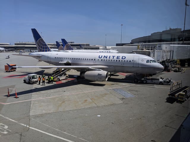 N833UA - Airbus