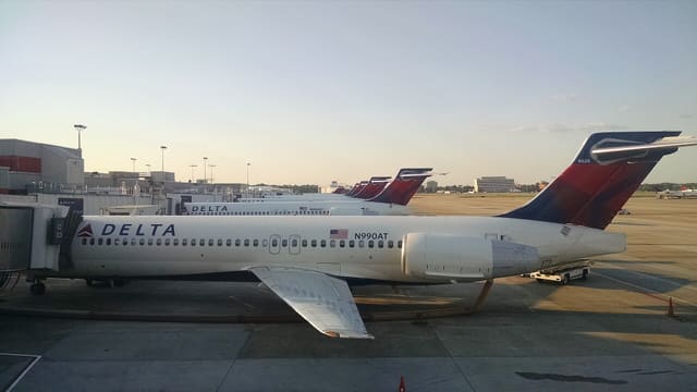 N990AT - Boeing