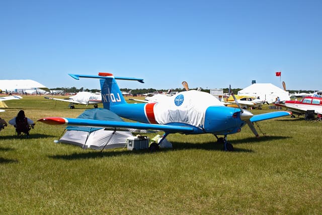 N7QJ - Single-engine aircraft