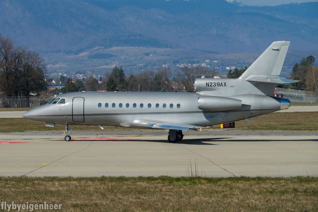 N239AX - Business jet