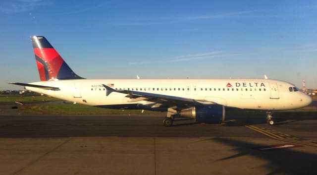 N327NW - Airbus