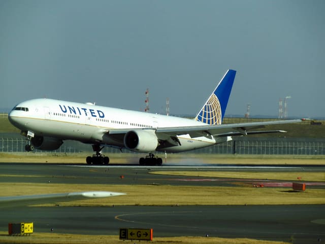N788UA - Boeing