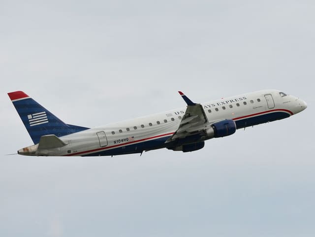 N104HQ - Embraer