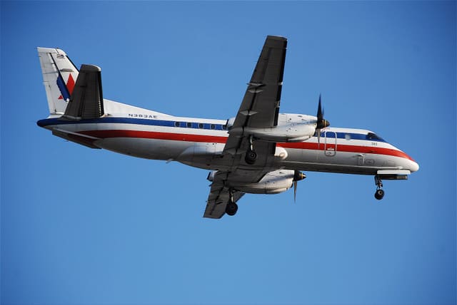 N383AE - Twin-engine aircraft