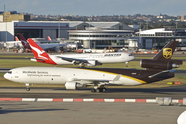 N283UP - Douglas