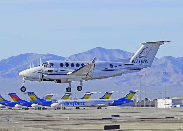 N711VN - Beechcraft