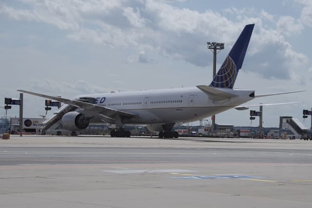 N793UA - Boeing
