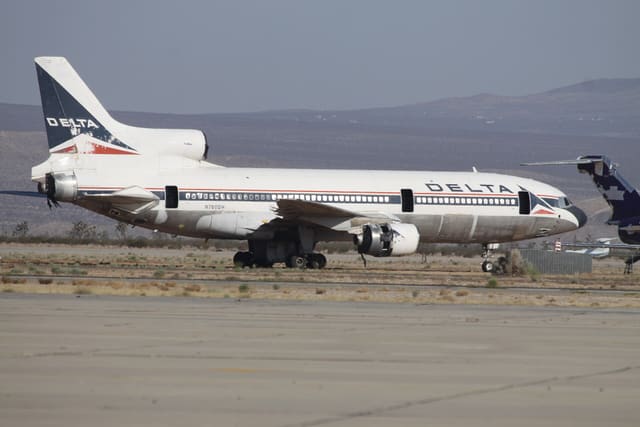 N760DH - Douglas