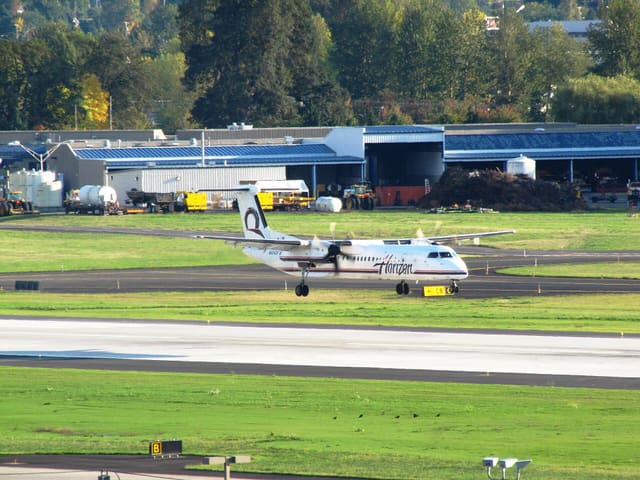 N404QX - Bombardier