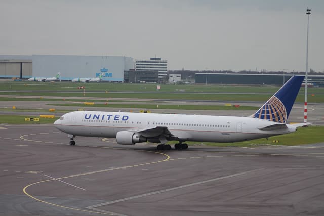 N652UA - Boeing