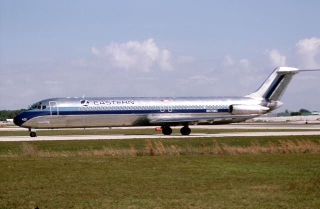 N675MC - Douglas