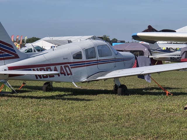 N674A - Piper PA-28-181